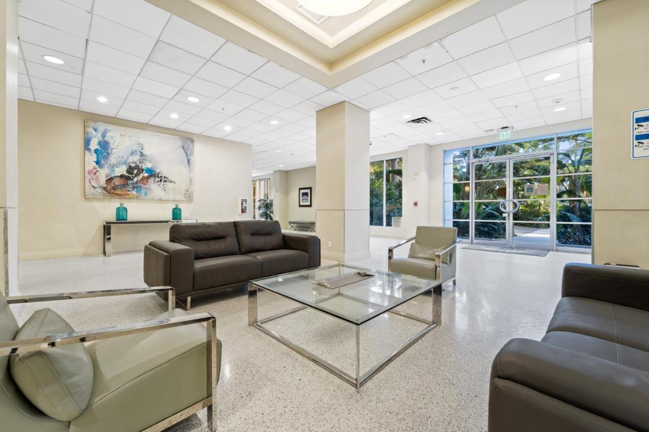 Beach Bliss Steps To Ocean, Pool & Game Room Fun Hollywood Bagian luar foto